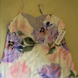 Floral Lace Trim Nightgown